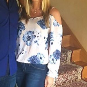 SOLD Floral sleeve cut-out top